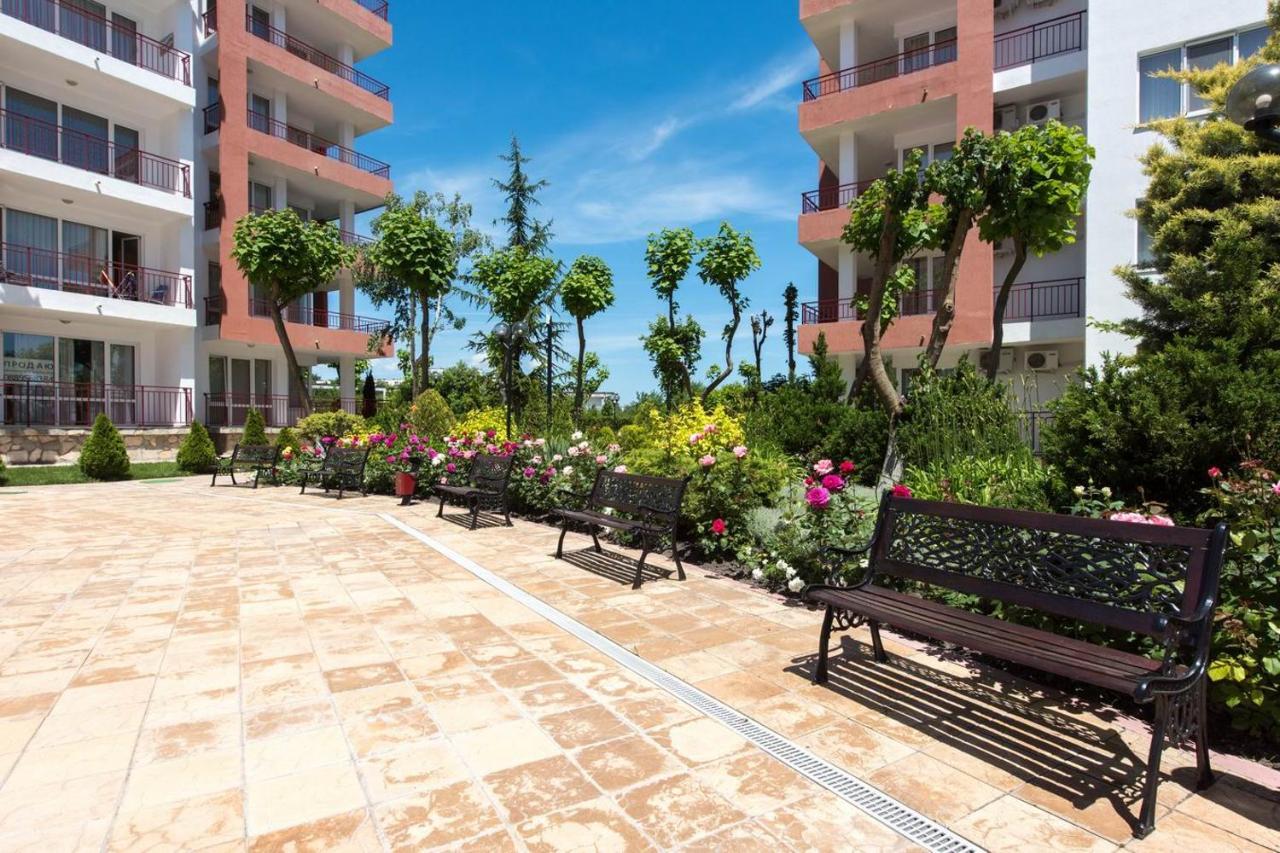 Gt Riviera Fort Beach Apartments Ravda Exterior foto